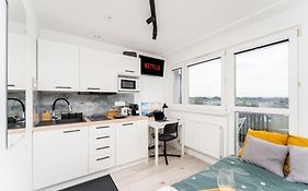 Czarnowiejska Mini Studio with loggia